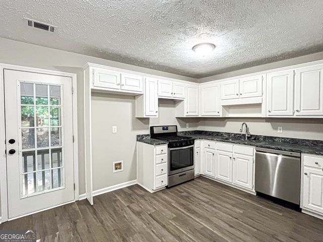 530 Austin Drive, Mcdonough, GA 30252