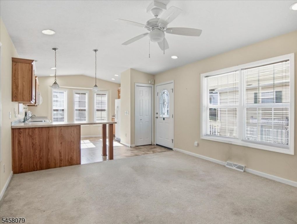 13 Makepeace Dr 13, Jefferson Twp., NJ 07438 — photo 3