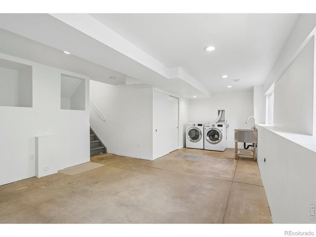 1818 Clover Creek Drive, Longmont, CO 80503
