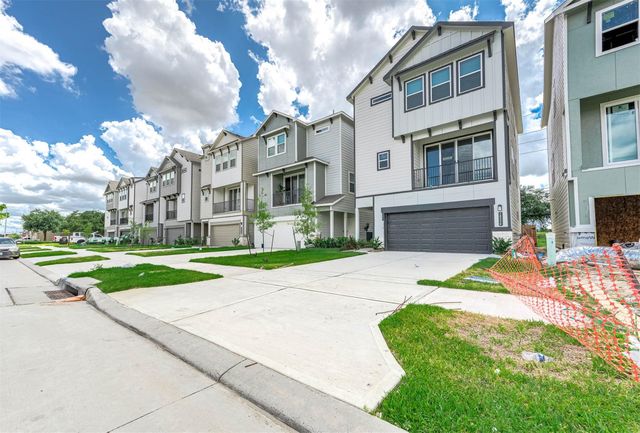 14922 Eagle Feather Drive, Houston, TX 77090