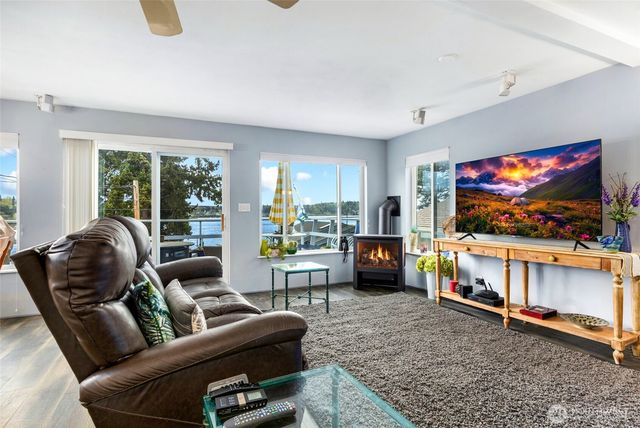7430 Hermosa Beach Road, Tulalip, WA 98271