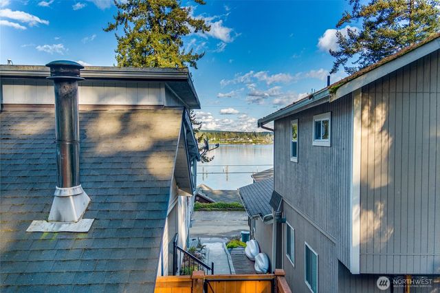 7430 Hermosa Beach Road, Tulalip, WA 98271