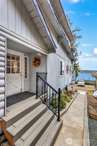 7430 Hermosa Beach Road, Tulalip, WA 98271