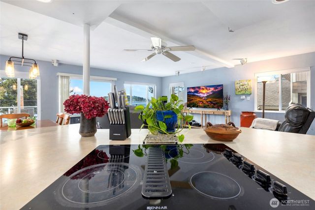 7430 Hermosa Beach Road, Tulalip, WA 98271