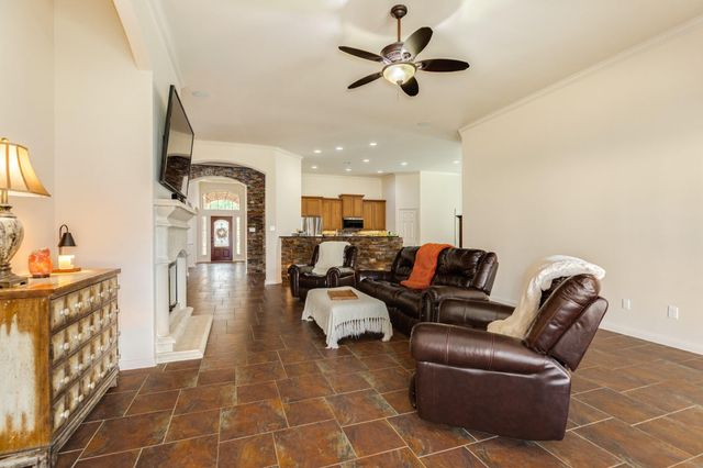 4702 Serrano Drive, League City, TX 77573