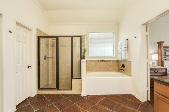 4702 Serrano Drive, League City, TX 77573