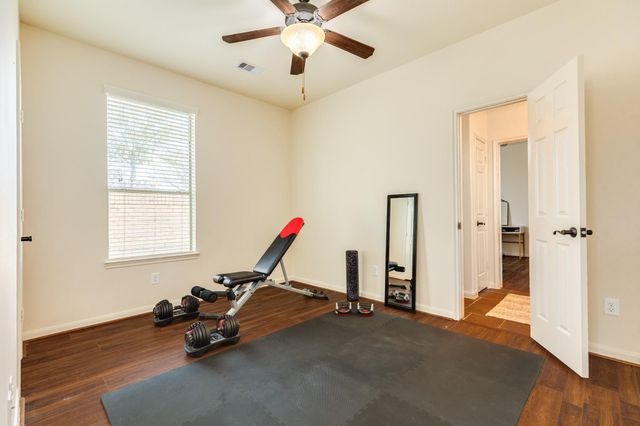 4702 Serrano Drive, League City, TX 77573