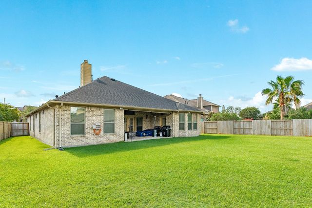 4702 Serrano Drive, League City, TX 77573