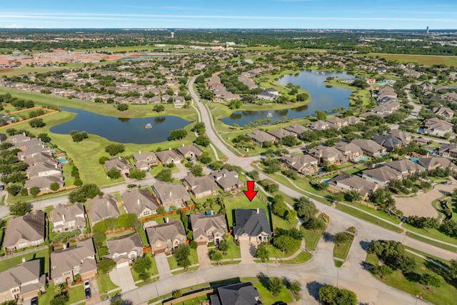 4702 Serrano Drive, League City, TX 77573