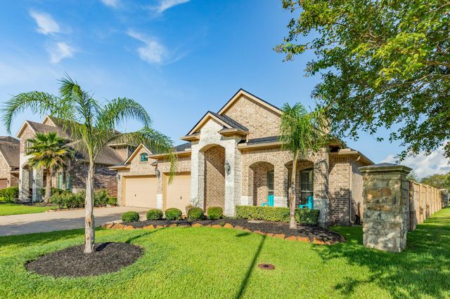 4702 Serrano Drive, League City, TX 77573