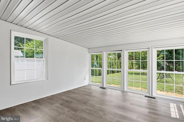 338 LANNY DR, Winchester, VA 22601