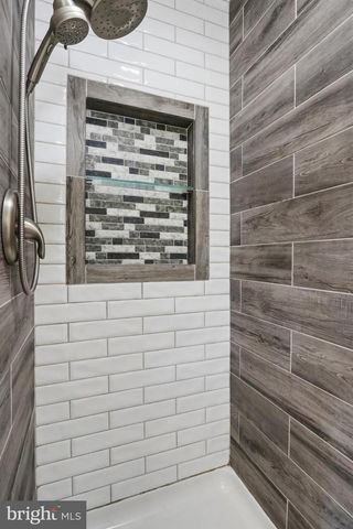 338 LANNY DR, Winchester, VA 22601