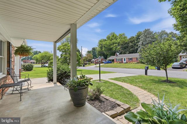 338 LANNY DR, Winchester, VA 22601