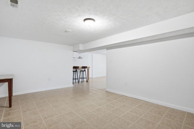 338 LANNY DR, Winchester, VA 22601