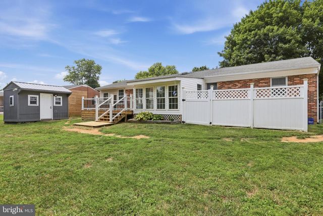 338 LANNY DR, Winchester, VA 22601