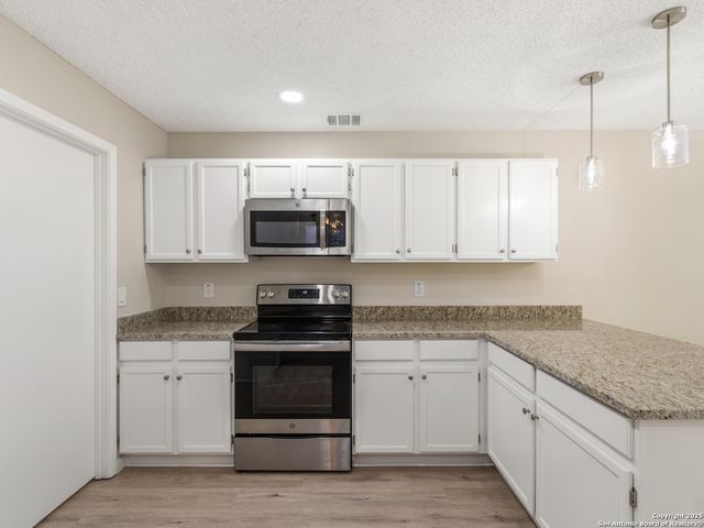 7622 Alverstone, San Antonio, TX 78250