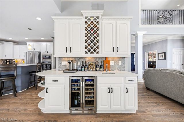 560 Club Drive, Aurora, OH 44202