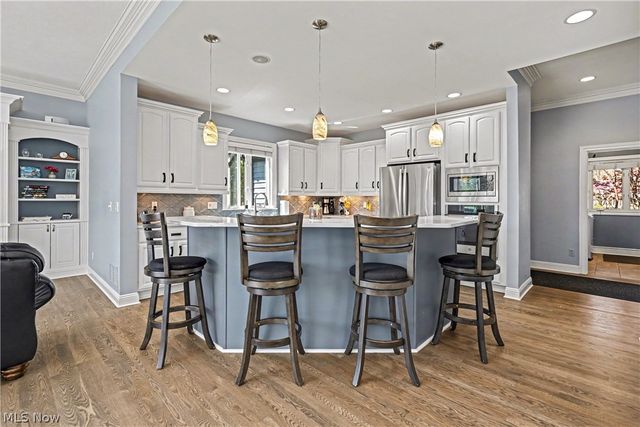 560 Club Drive, Aurora, OH 44202