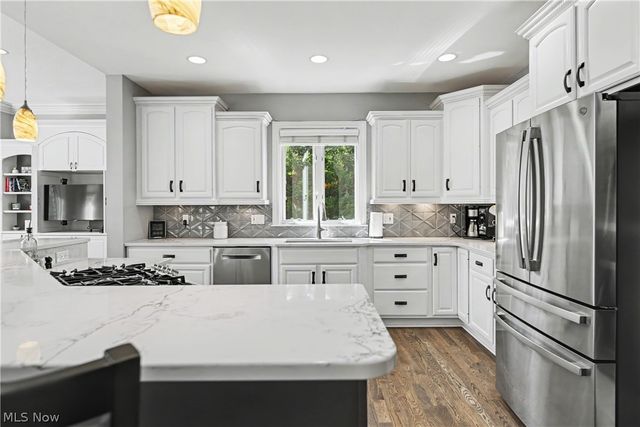 560 Club Drive, Aurora, OH 44202