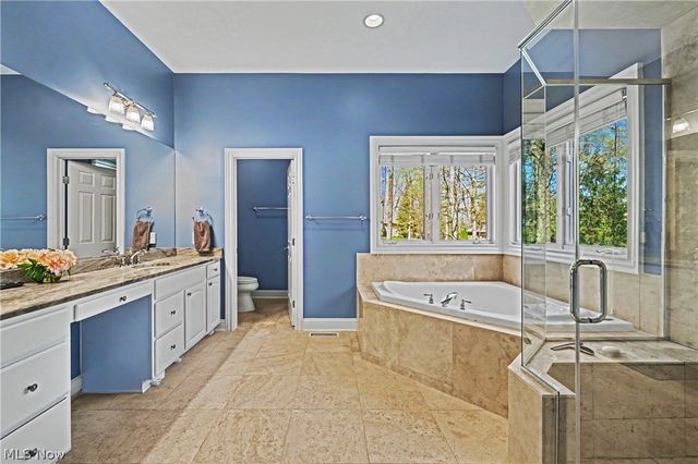 560 Club Drive, Aurora, OH 44202