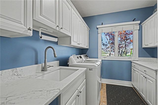 560 Club Drive, Aurora, OH 44202
