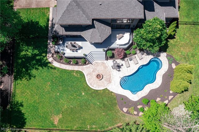 560 Club Drive, Aurora, OH 44202