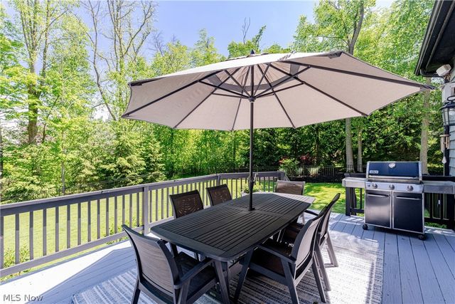 560 Club Drive, Aurora, OH 44202