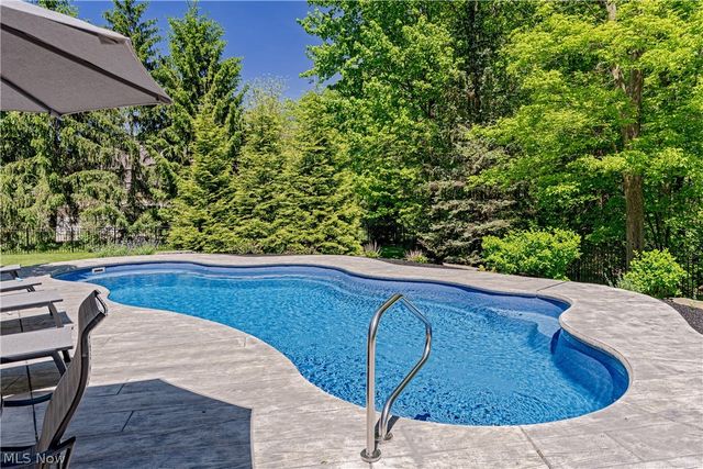 560 Club Drive, Aurora, OH 44202
