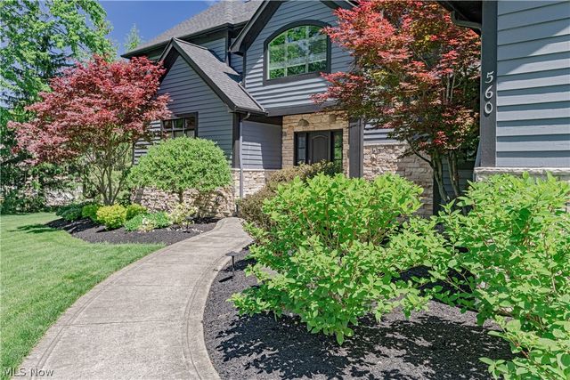 560 Club Drive, Aurora, OH 44202