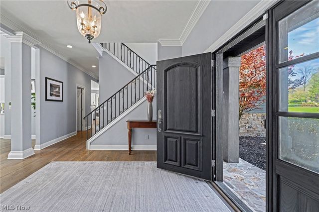 560 Club Drive, Aurora, OH 44202