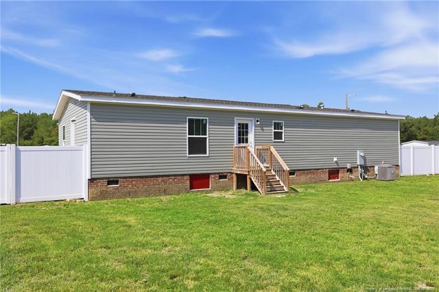115 McIver Road, Raeford, NC 28376