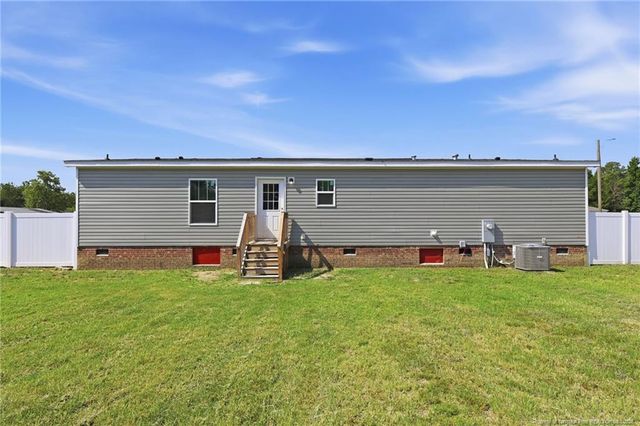115 McIver Road, Raeford, NC 28376
