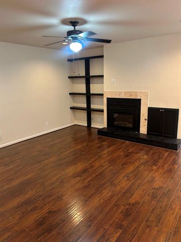7525 Holly Hill Drive 45, Dallas, TX 75231