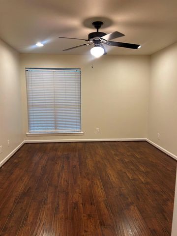 7525 Holly Hill Drive 45, Dallas, TX 75231