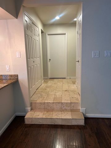 7525 Holly Hill Drive 45, Dallas, TX 75231