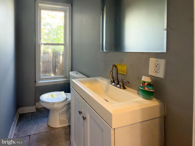 2517 W SEYBERT ST, Philadelphia, PA 19121