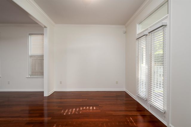 1338 E ISLAND PL, Memphis, TN 38103