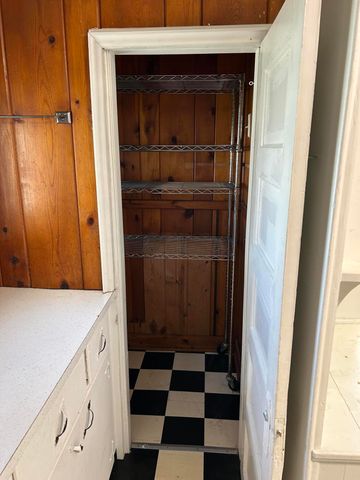 203 W 9th Street, Holland City, MI 49423