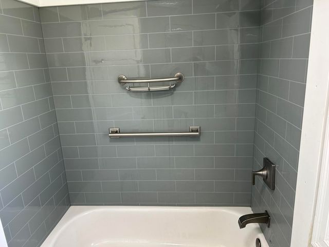 203 W 9th Street, Holland City, MI 49423