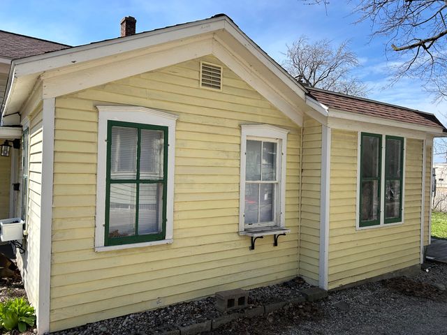 203 W 9th Street, Holland City, MI 49423
