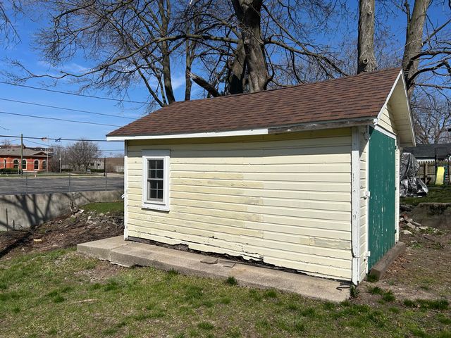 203 W 9th Street, Holland City, MI 49423