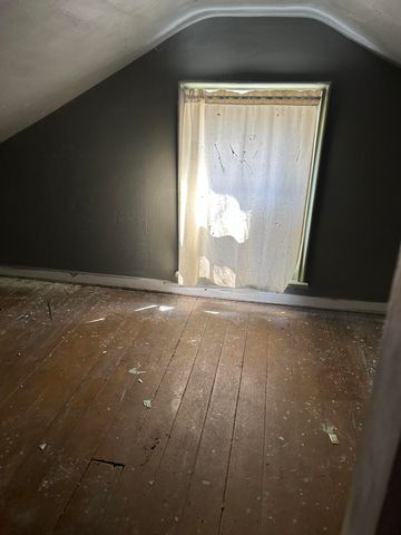 203 W 9th Street, Holland City, MI 49423