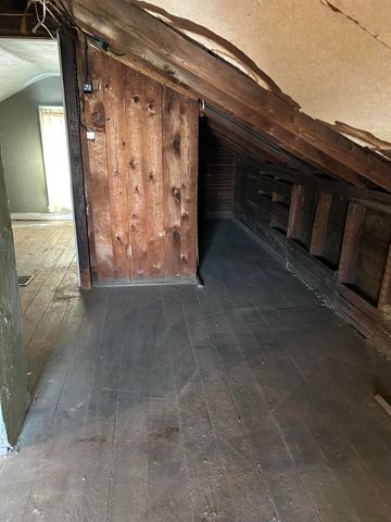203 W 9th Street, Holland City, MI 49423