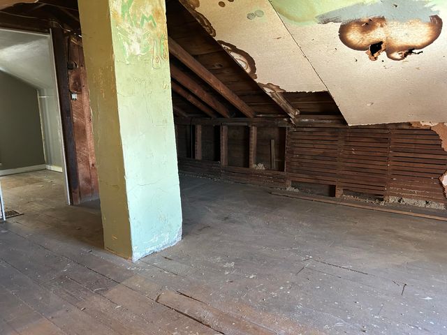 203 W 9th Street, Holland City, MI 49423