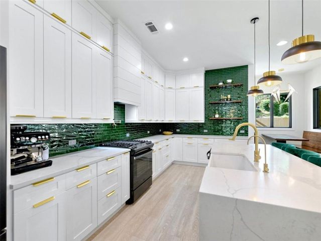 379 Enota Place, Atlanta, GA 30310