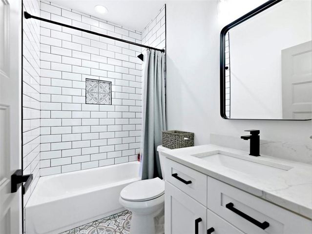 379 Enota Place, Atlanta, GA 30310