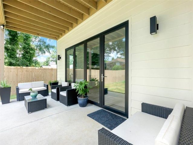 379 Enota Place, Atlanta, GA 30310