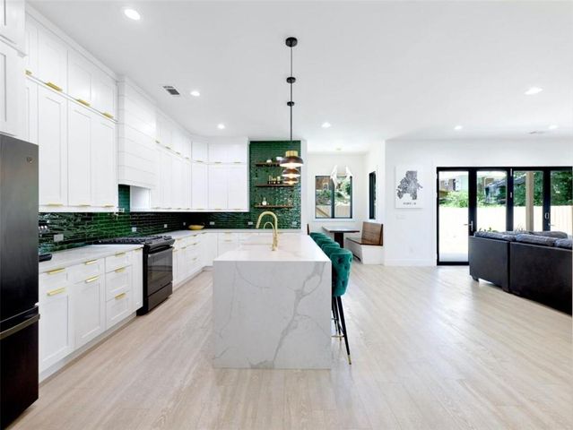 379 Enota Place, Atlanta, GA 30310