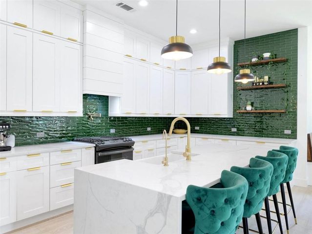 379 Enota Place, Atlanta, GA 30310