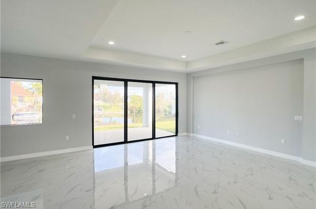 2005 SW 2nd TER, Cape Coral, FL 33991